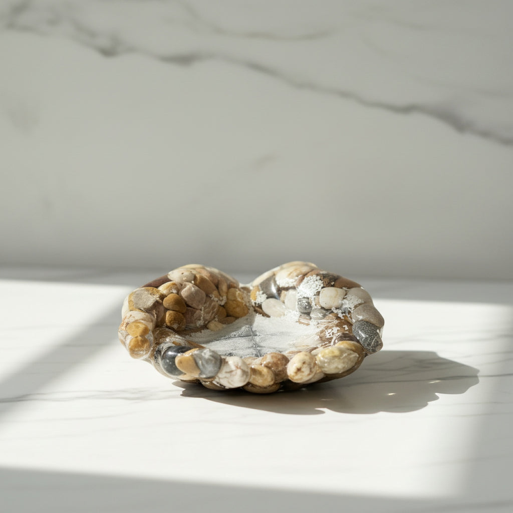 Resin Stone Giving Spiritual Hands Ornament
